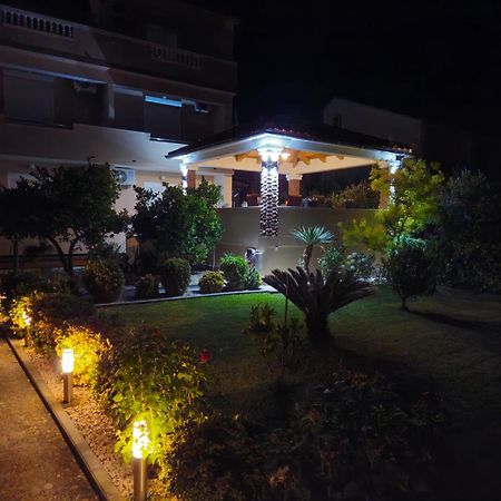 Apartments Luka Rab Town Exterior foto