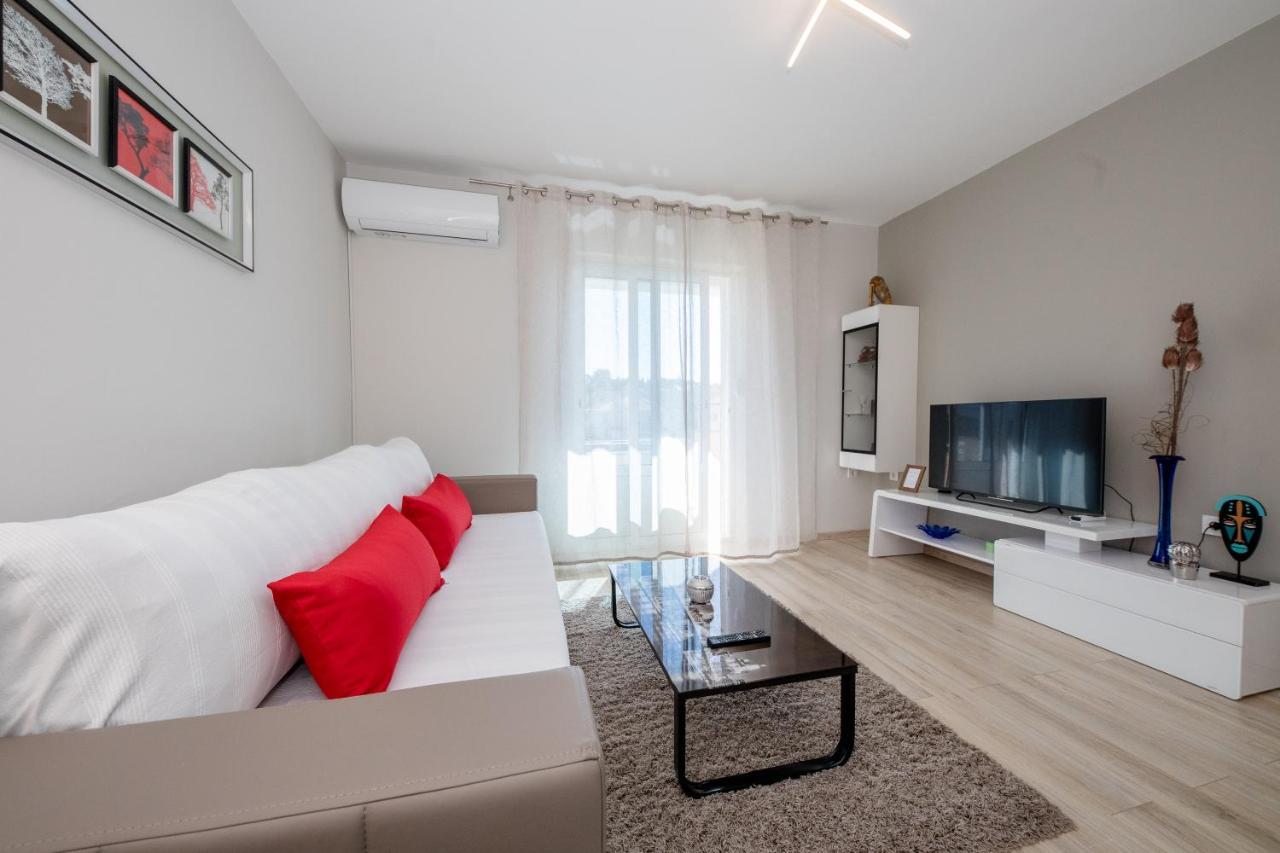 Apartments Luka Rab Town Exterior foto